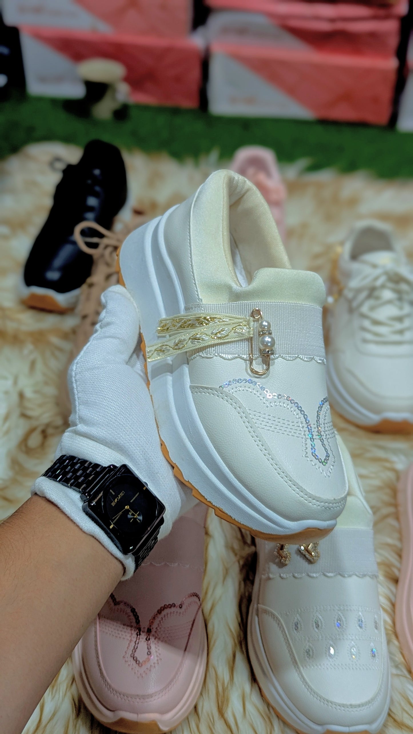 Lasis-without-lasis-Ladies-joggers